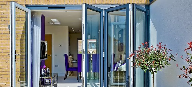 Bifold Door Repairs Near Me in Jasmine Estates, FL