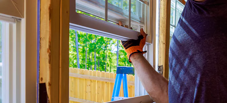 >Bay Window Curtain Rail Track in Jasmine Estates, FL
