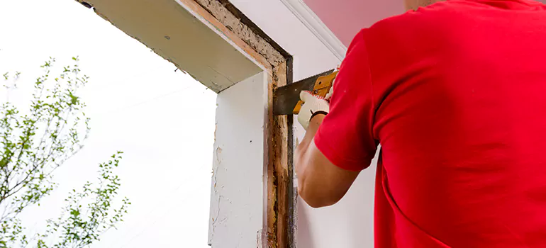 Residential Accordion Door Repair in Jasmine Estates, FL