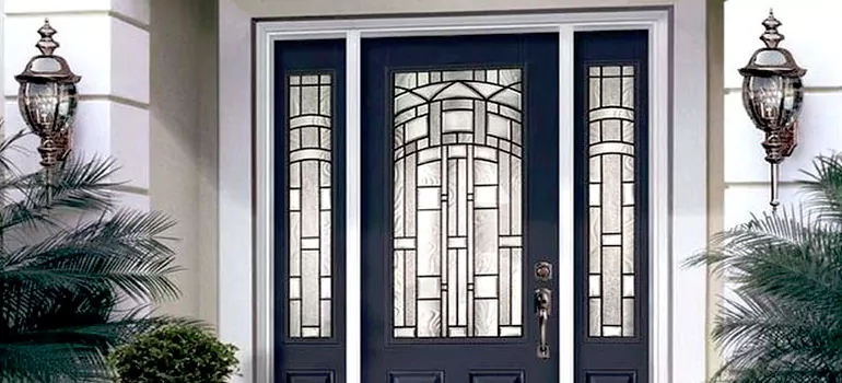 Craftsman Entry Door in Jasmine Estates, FL